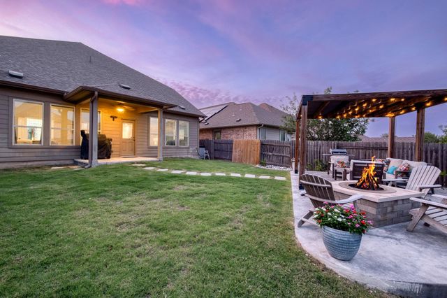 2621 Auburn Chestnut LN, Pflugerville, TX 78660