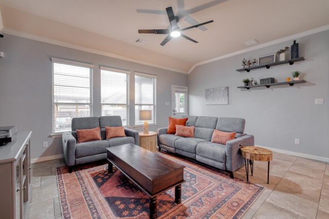 2621 Auburn Chestnut LN, Pflugerville, TX 78660