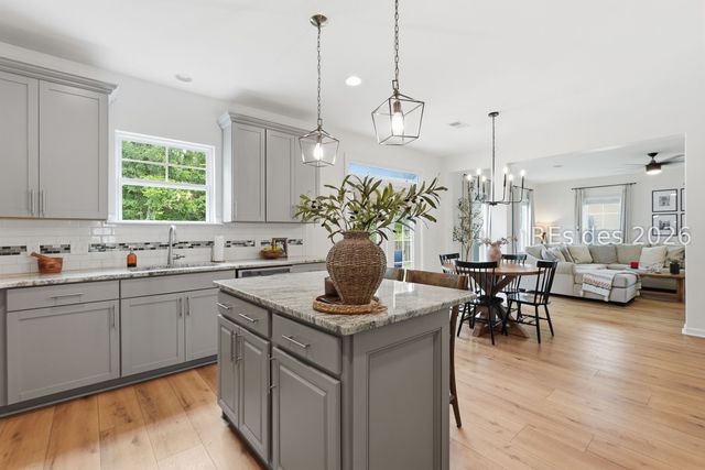 122 Sago Palm Dr, Bluffton, SC 29910