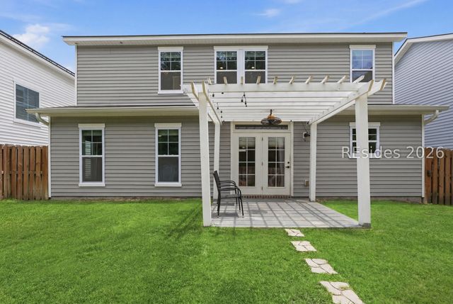 122 Sago Palm Dr, Bluffton, SC 29910