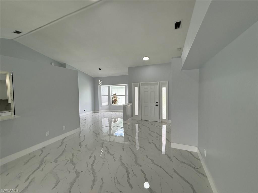 2401 Fisher CT, LEHIGH ACRES, FL 33936 — exterior
