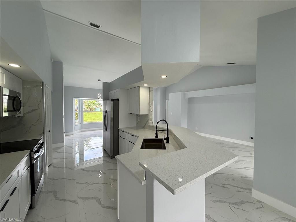 2401 Fisher CT, LEHIGH ACRES, FL 33936 — photo 4