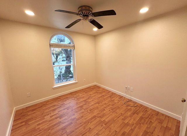 866 Sonora Lane, Grand Prairie, TX 75052