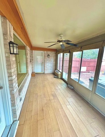 866 Sonora Lane, Grand Prairie, TX 75052