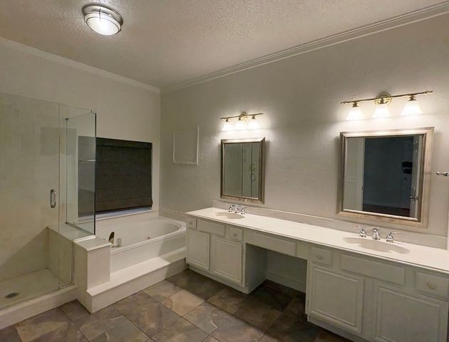 866 Sonora Lane, Grand Prairie, TX 75052