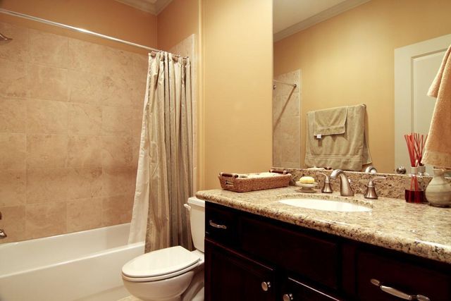 234 Detering Street, Houston, TX 77007