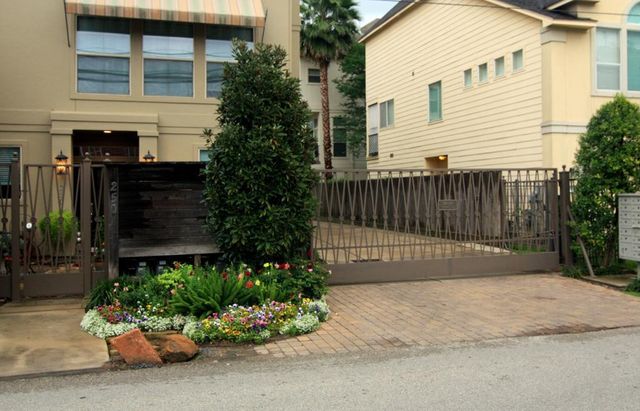 234 Detering Street, Houston, TX 77007