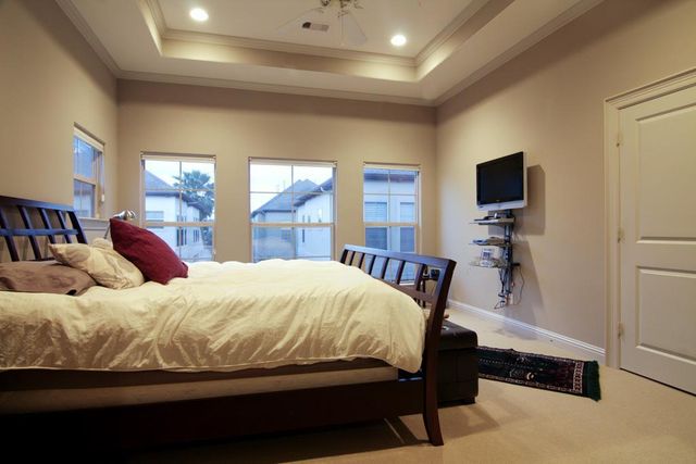 234 Detering Street, Houston, TX 77007