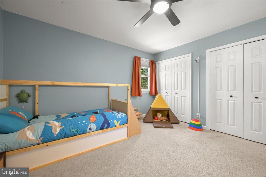 Image 16 of property listing at 9315 MADISON AVE, Laurel, MD 20723
