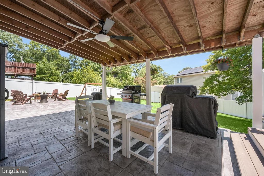 Image 34 of property listing at 9315 MADISON AVE, Laurel, MD 20723