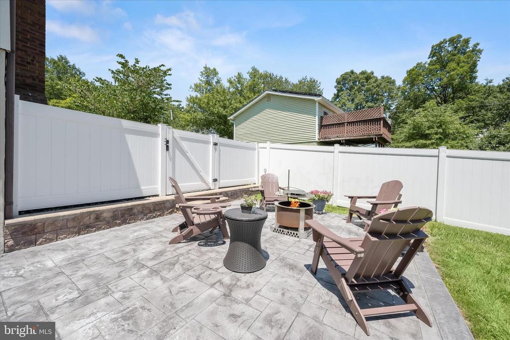 Image 35 of property listing at 9315 MADISON AVE, Laurel, MD 20723