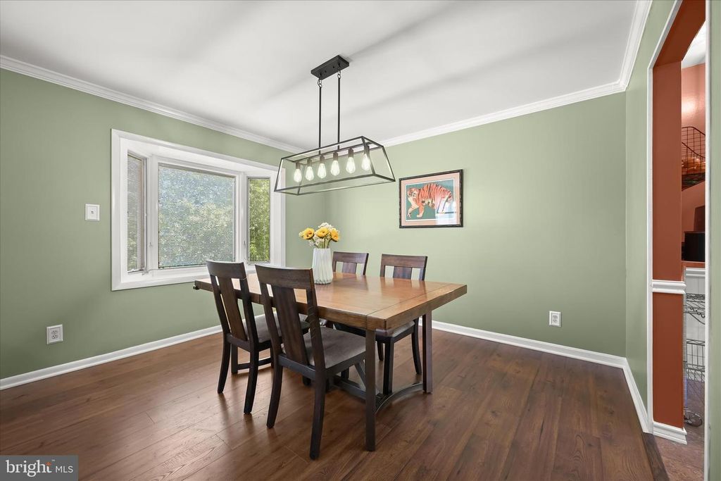Image 5 of property listing at 9315 MADISON AVE, Laurel, MD 20723
