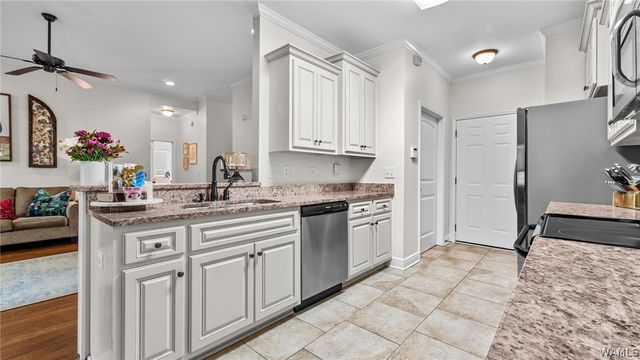 4055 Macon, Northport, AL 35473