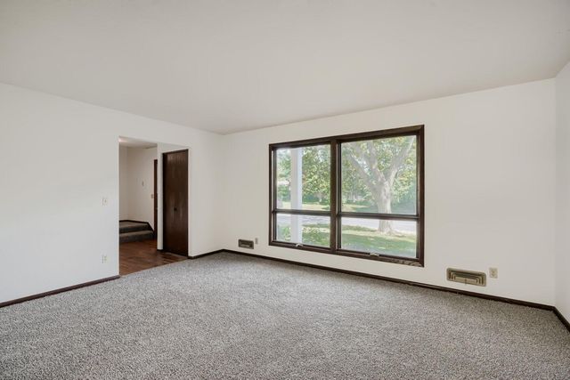 14171 Elmira Court, Apple Valley, MN 55124