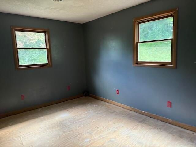 53 Happy Hollow Road, Pineville, KY 40977