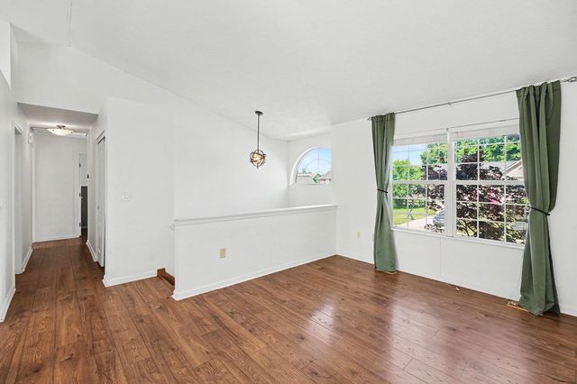 6766 Crisler Court, Burlington, KY 41005