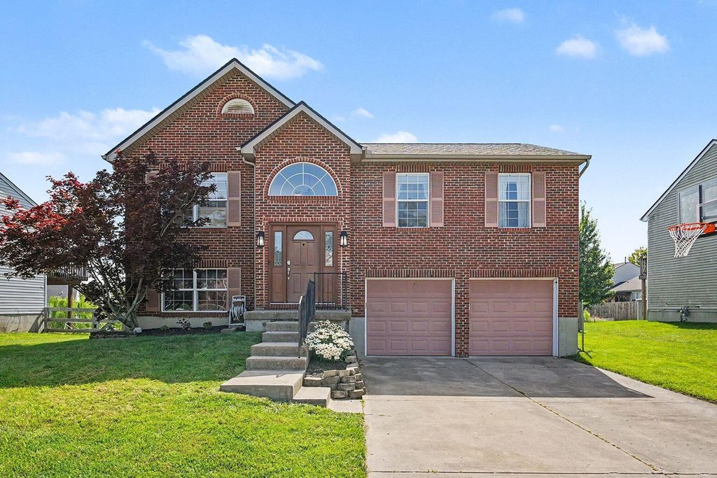 6766 Crisler Court, Burlington, KY 41005