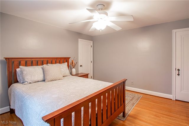 18302 Scottsdale Boulevard, Shaker Heights, OH 44122