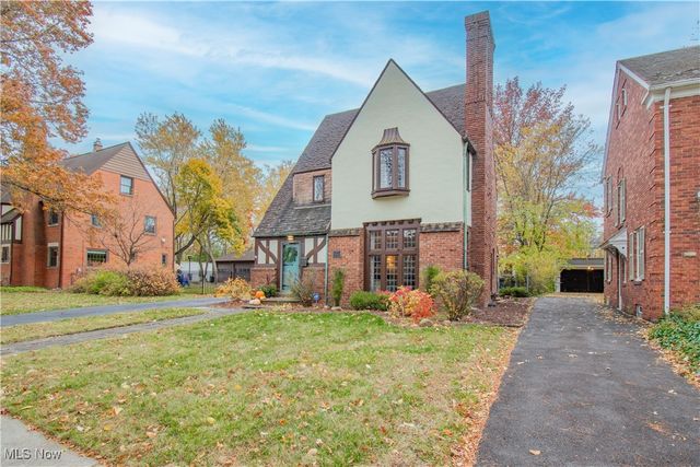 18302 Scottsdale Boulevard, Shaker Heights, OH 44122