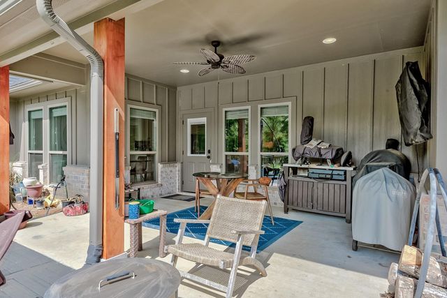 12110 Woodland Drive, Beaumont, TX 77705