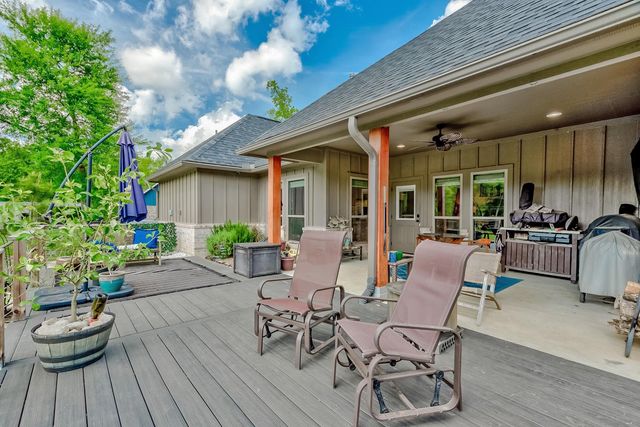 12110 Woodland Drive, Beaumont, TX 77705