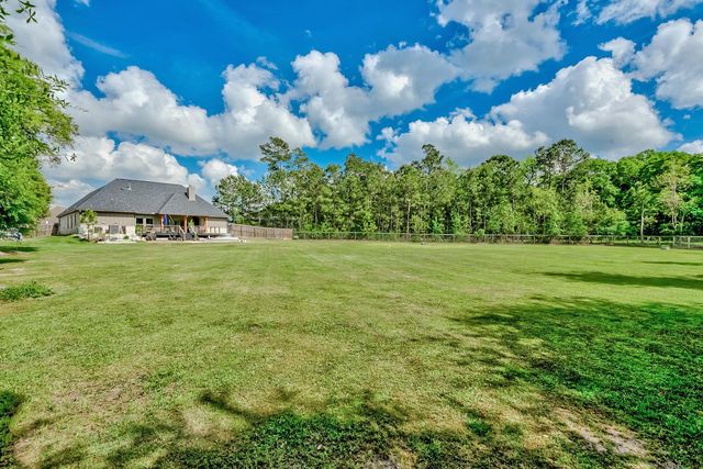 12110 Woodland Drive, Beaumont, TX 77705