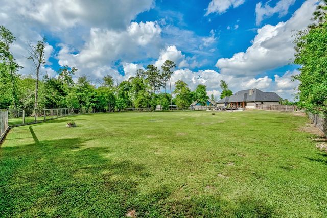 12110 Woodland Drive, Beaumont, TX 77705