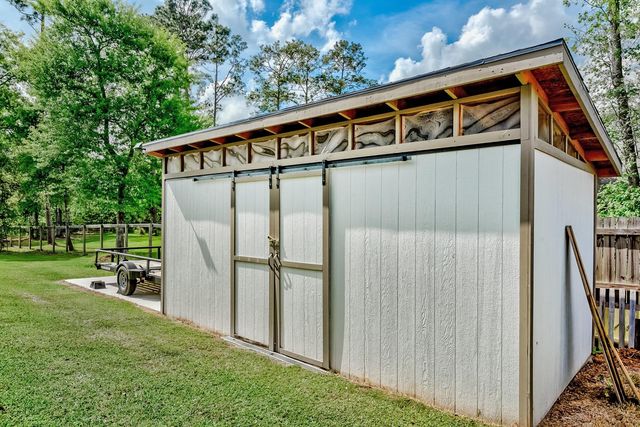 12110 Woodland Drive, Beaumont, TX 77705