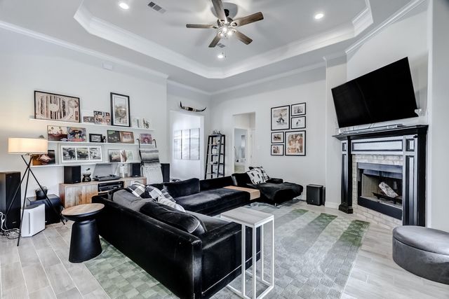 12110 Woodland Drive, Beaumont, TX 77705