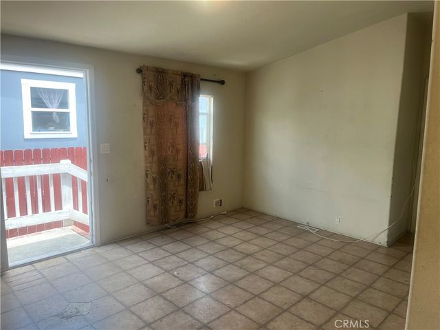 7560 Woodman Scp74, Van Nuys, CA 91405