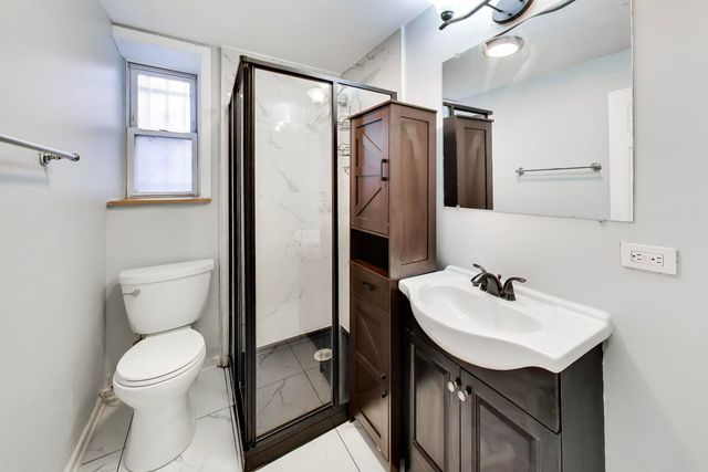 5201 S BLACKSTONE Avenue 1W, Chicago, IL 60615