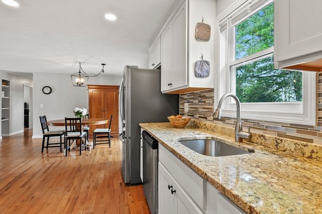 184 Burncoat Street, Worcester, MA 01606
