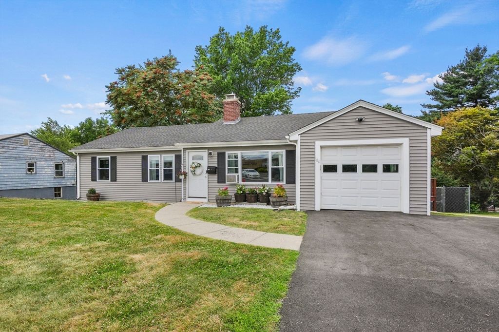 184 Burncoat Street, Worcester, MA 01606