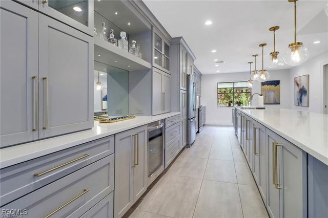 27052 Kindlewood LN, Bonita Springs, FL 34134