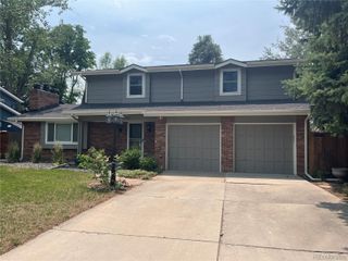 8462 W 24th Avenue, Lakewood, CO 80215