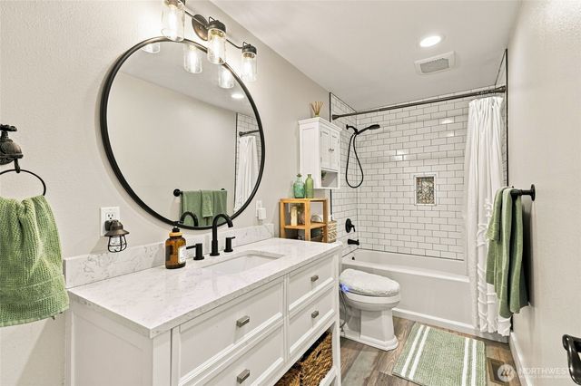 23224 37th Avenue NE, Arlington, WA 98223