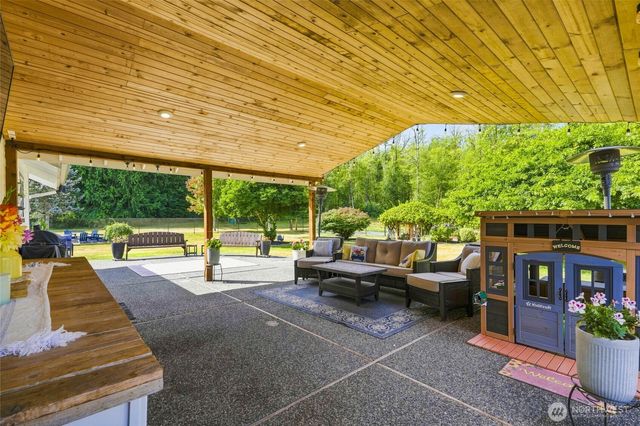 23224 37th Avenue NE, Arlington, WA 98223