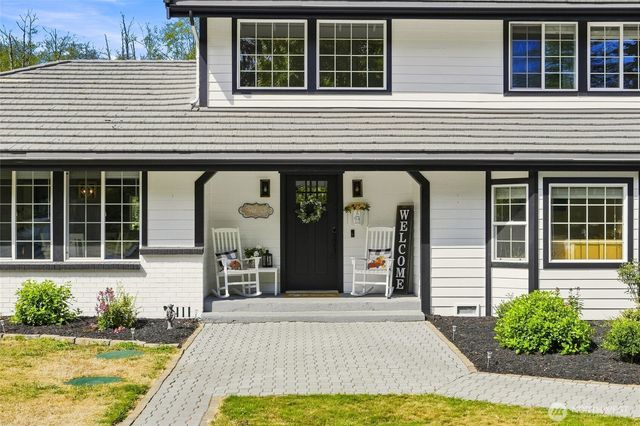 23224 37th Avenue NE, Arlington, WA 98223