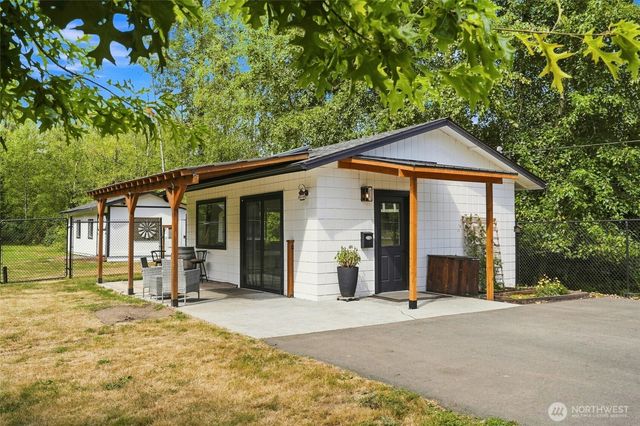 23224 37th Avenue NE, Arlington, WA 98223