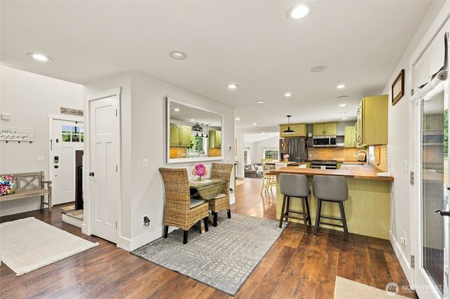 23224 37th Avenue NE, Arlington, WA 98223
