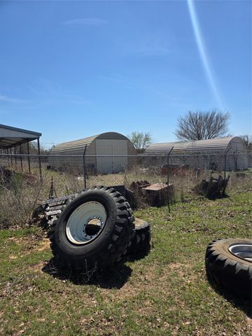 9319 U S HWY 287, Alvord, TX 76225