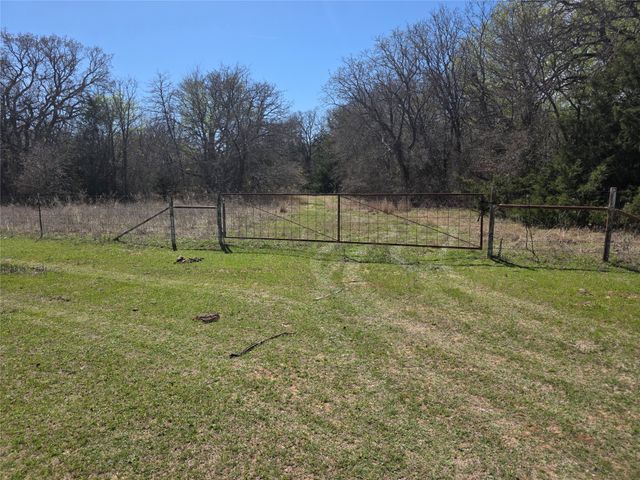 9319 U S HWY 287, Alvord, TX 76225