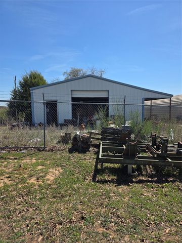 9319 U S HWY 287, Alvord, TX 76225