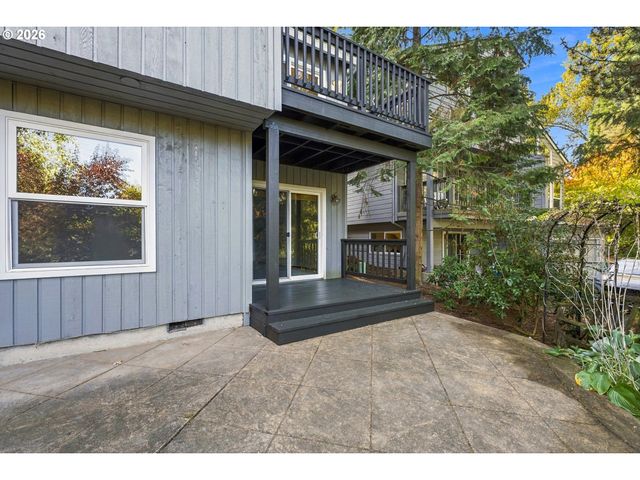 10023 Sw QUAIL POST Rd, Portland, OR 97219