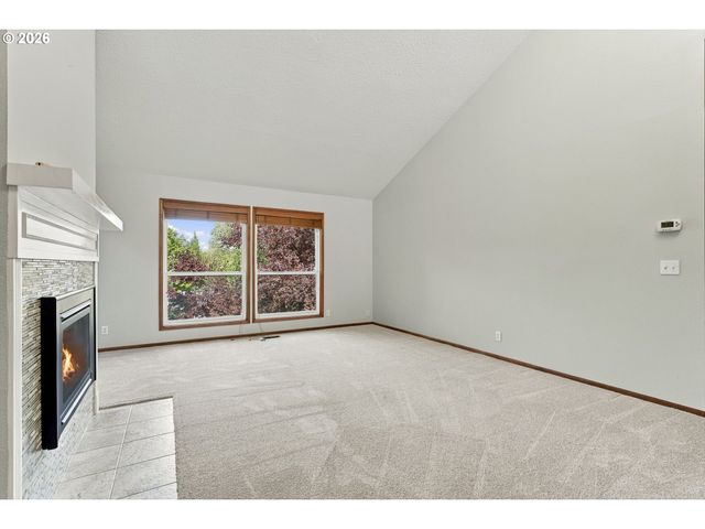 10023 Sw QUAIL POST Rd, Portland, OR 97219