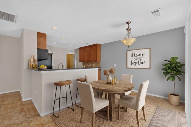 10940 Fort Point Lane NE, Albuquerque, NM 87123