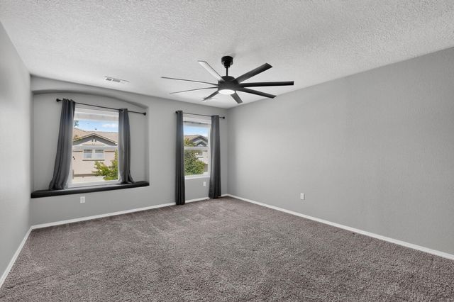 10940 Fort Point Lane NE, Albuquerque, NM 87123