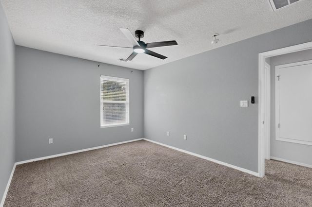 10940 Fort Point Lane NE, Albuquerque, NM 87123
