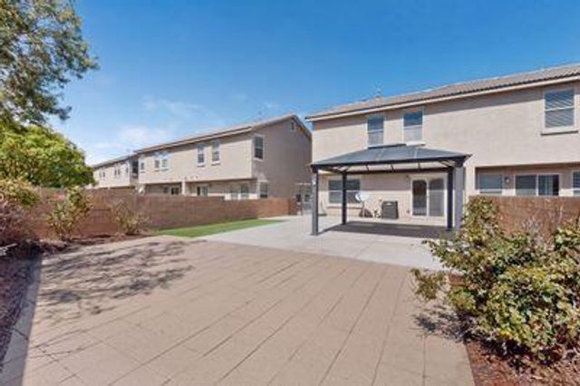 10940 Fort Point Lane NE, Albuquerque, NM 87123
