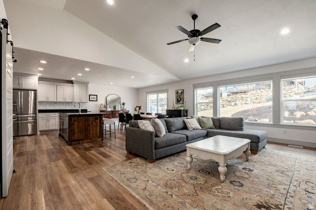 668 N 800 E, Hyde Park, UT 84318